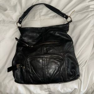 B. Makowsky Black Leather Purse